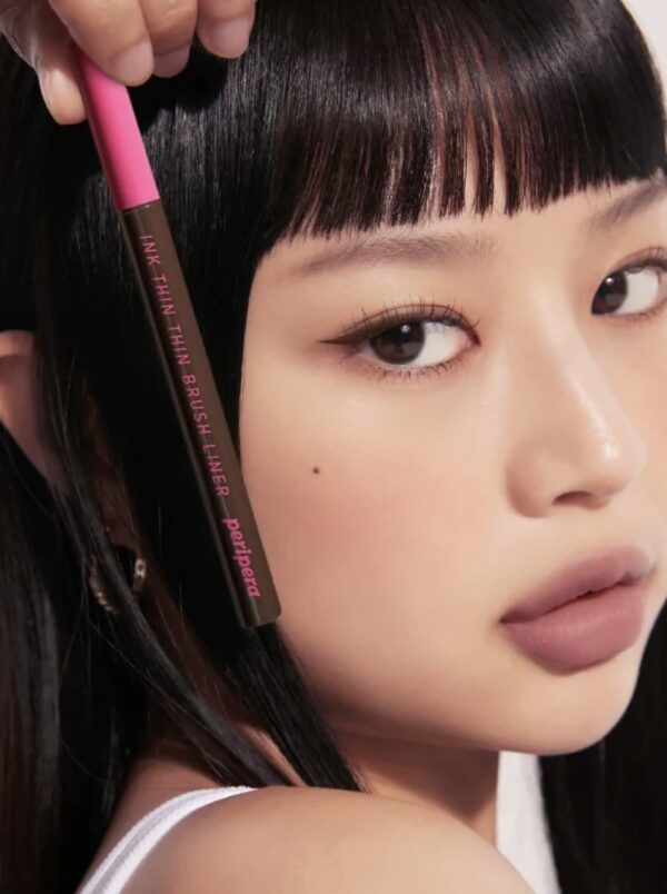 PERIPERA INK THIN THIN BRUSH LINER - Delineador